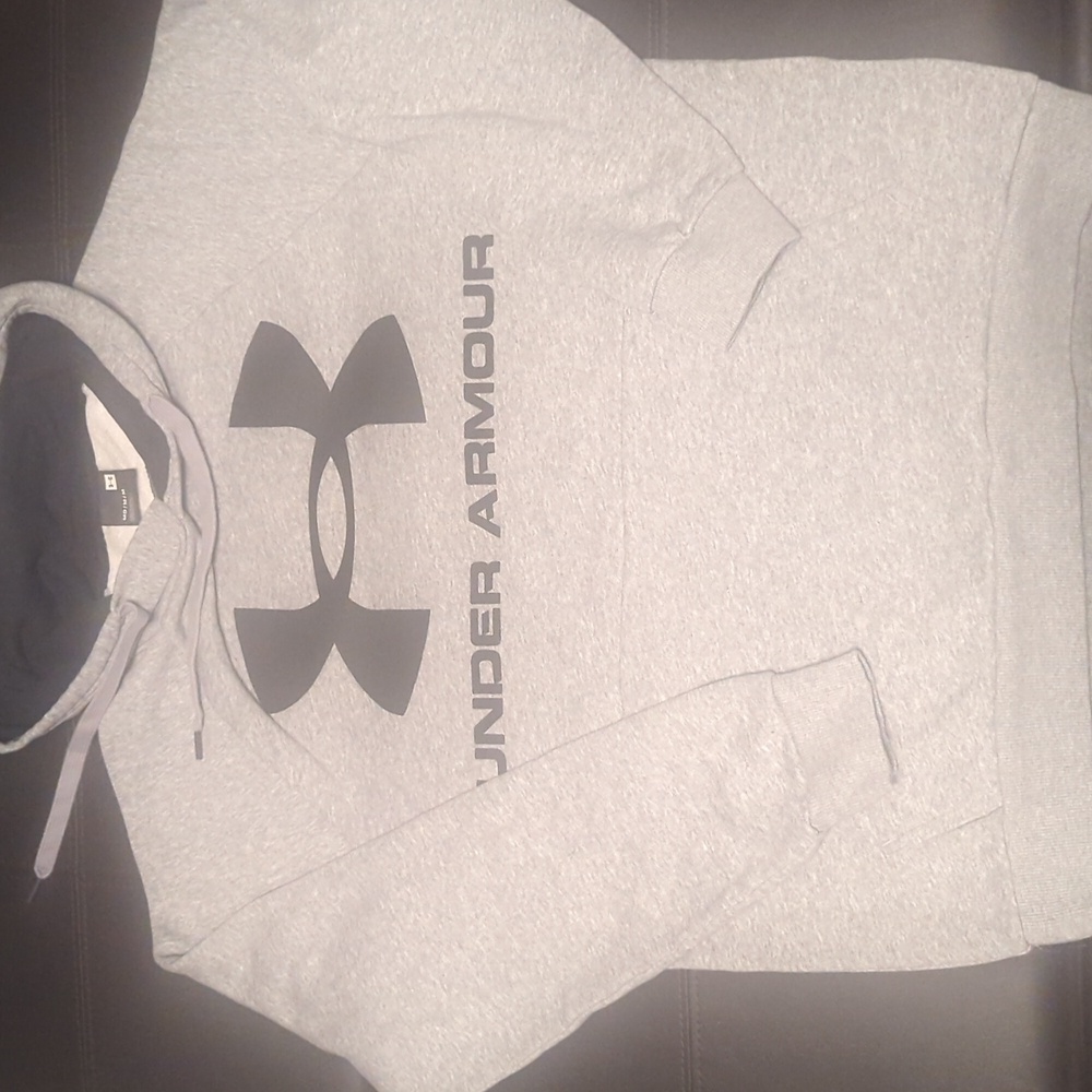 Like new under Armour hoodie - Picture 1 of 2